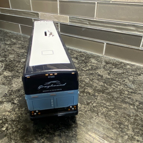 Greyhound Bus Collector Coin Bank - Picture 7 of 12